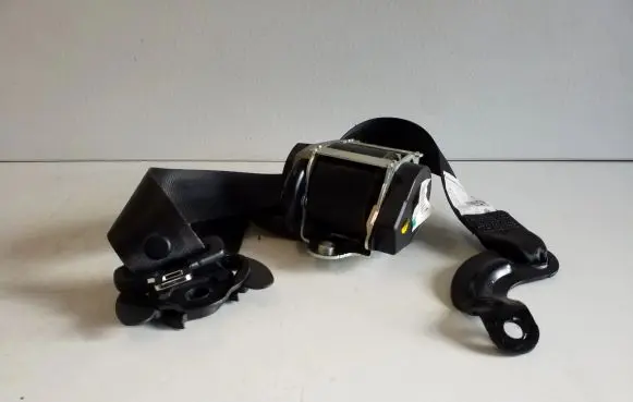 Volkswagen Golf Plus Front seatbelt 5M2857705F 6009173