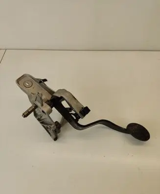 Clutch pedal