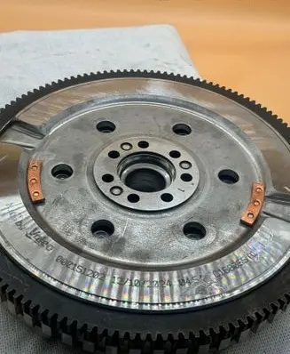 Skoda Superb B8 (3V) Dual mass flywheel 000151202