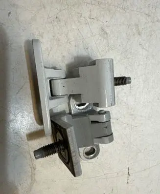 Volkswagen Tiguan Loading door hinge set 1716