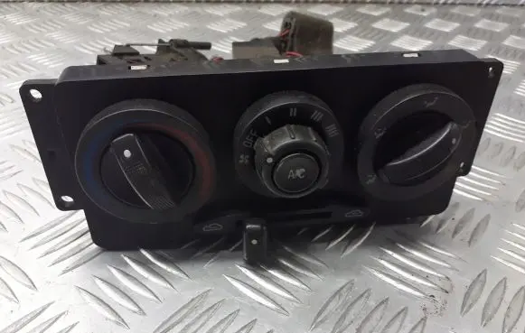 KIA Rio Interior fan control switch BRAK