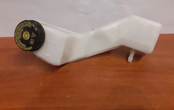 Nissan Qashqai Brake fluid reservoir 0204796652 11427