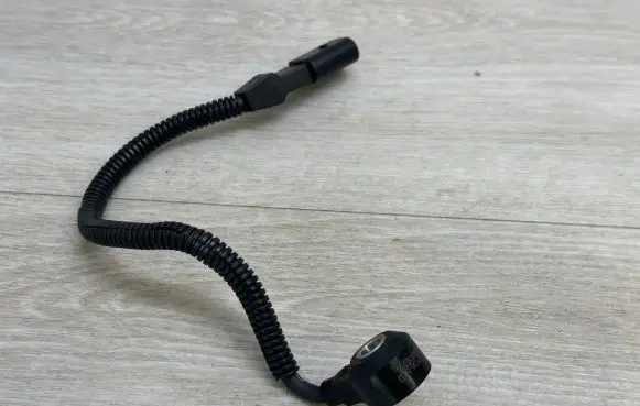 Audi A8 S8 D4 4H Detonation knock sensor 079905377E
