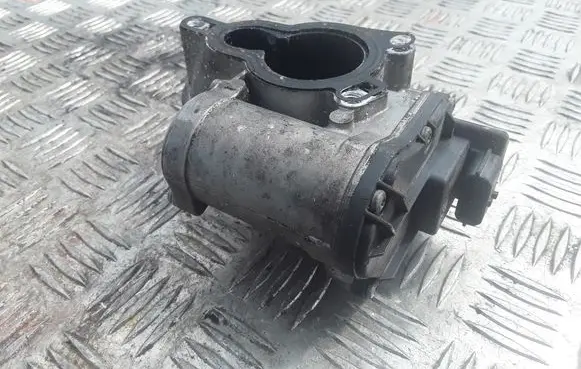 Renault Koleos I EGR valve 147105543R