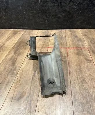 Audi A6 S6 C6 4F Intercooler air channel guide 4f0145333