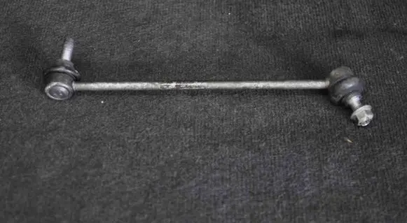 BMW 7 F01 F02 F03 F04 Front anti-roll bar/stabilizer link 6777319