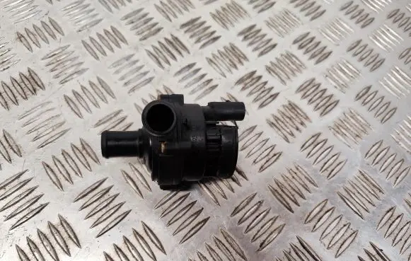 Mercedes-Benz B W246 W242 Electric auxiliary coolant/water pump A2118350364