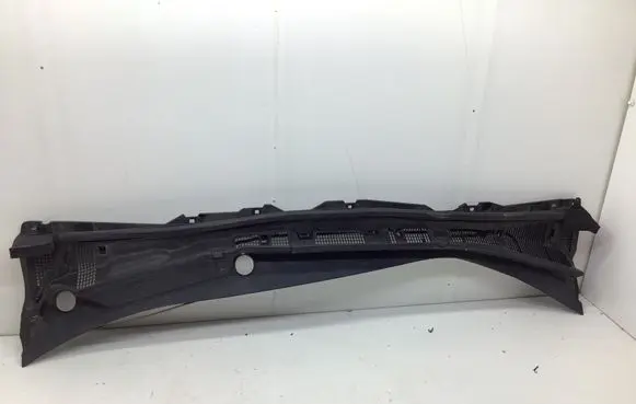 Nissan Leaf II (ZE1) Wiper trim 668625SA0A LL185311E100