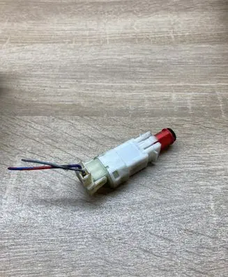 Opel Zafira A Brake pedal sensor switch 90492444