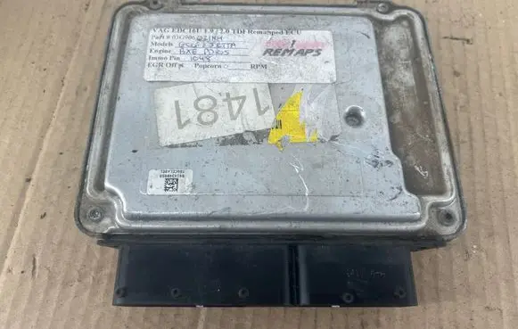 Volkswagen Jetta V Engine control unit/module 03G906021KH