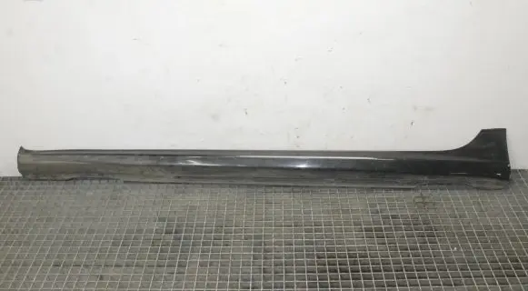 Audi A7 S7 4K8 Sill