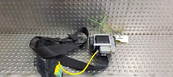 Porsche Cayenne (9PA) Front seatbelt 7L5857705