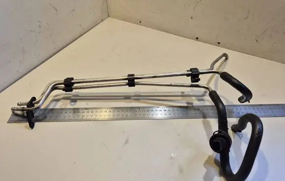 Skoda Octavia Mk2 (1Z) Fuel line/pipe/hose 1K0130308H 038906081B