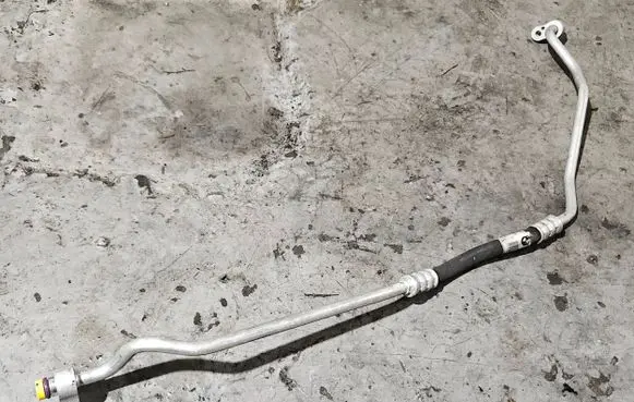 BMW X6 E71 Air conditioning (A/C) pipe/hose 9192396