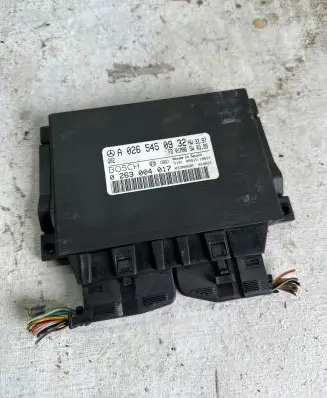 Mercedes-Benz E W211 Parking PDC control unit/module A0265450932 033M059M 0263004017