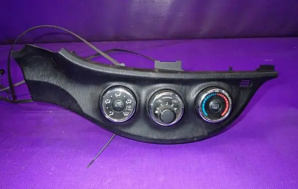 Toyota Yaris Climate control unit 554060D490