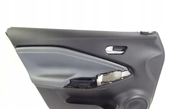 Nissan Juke II F16 Front door card panel trim 809016PA0A