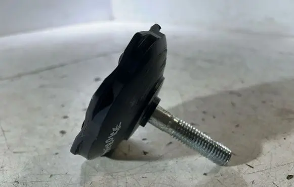 Jeep Grand Cherokee Spare wheel bolt 68082978AA 33321A002