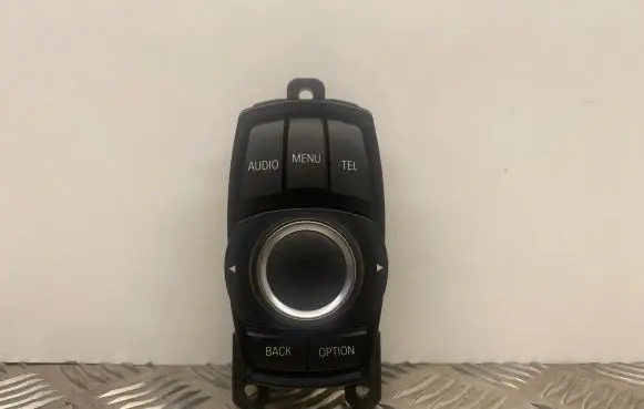 BMW 3 F30 F35 F31 Head unit multimedia control 9381678