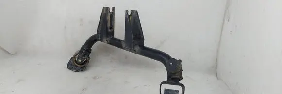 Suzuki Vitara (LY) Rear differential/diff mount bracket 