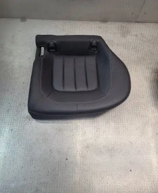 Mercedes-Benz CLS C218 X218 Rear seat A2189200616