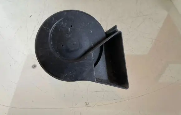 Audi A4 S4 B8 8K Horn signal 8T0951223A