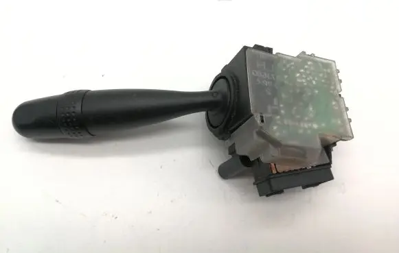 Toyota Corolla E120 E130 Indicator stalk 1A820173698