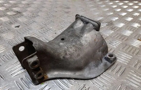 Audi Q5 SQ5 Engine mounting bracket 8K0399060A 8K0399060