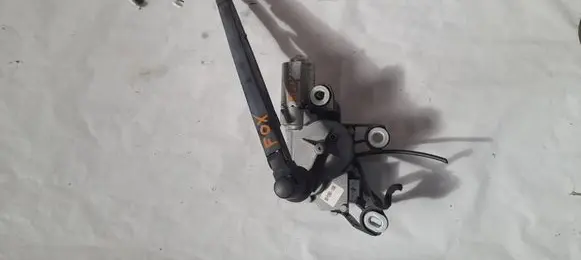 Volkswagen Fox Wiper motor 5Z6955711