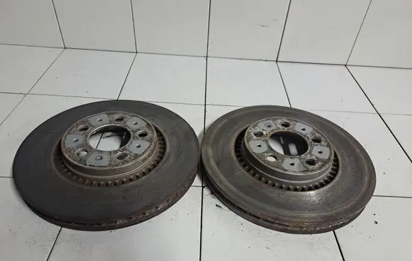 Volvo XC70 Front brake disc