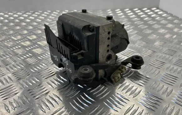 Audi A4 S4 B5 8D ABS Pump 0265214002