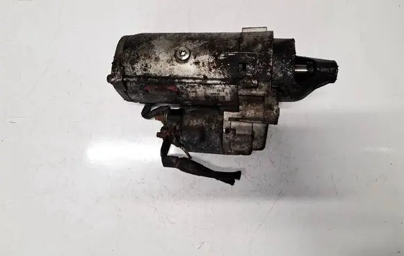 Peugeot 307 Starter motor 670641