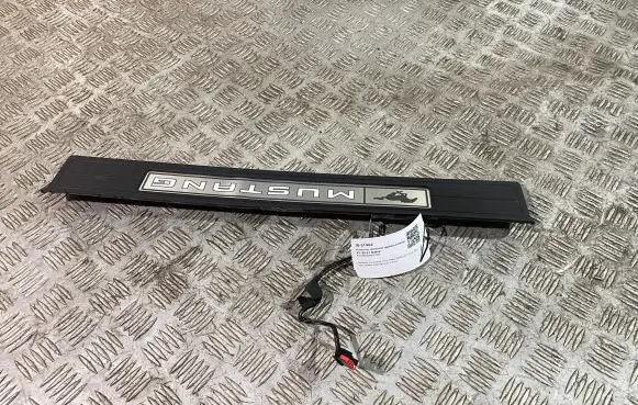Ford Mustang VI Front sill trim cover FR3B6313222AAW