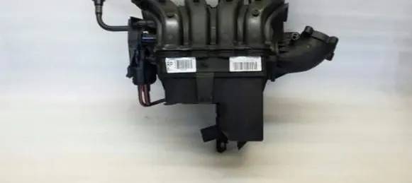 Opel Astra J Intake manifold 55573811
