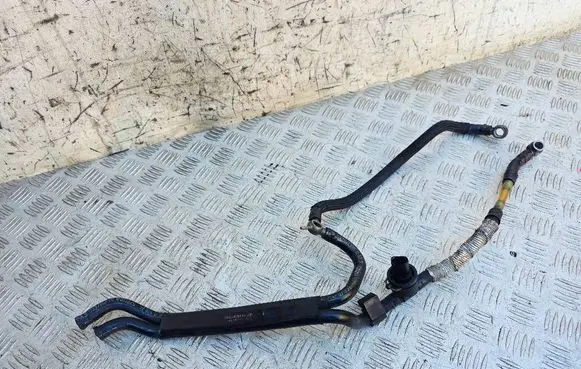 Audi A8 S8 D3 4E Fuel line/pipe/hose 057130300AF 038906081F