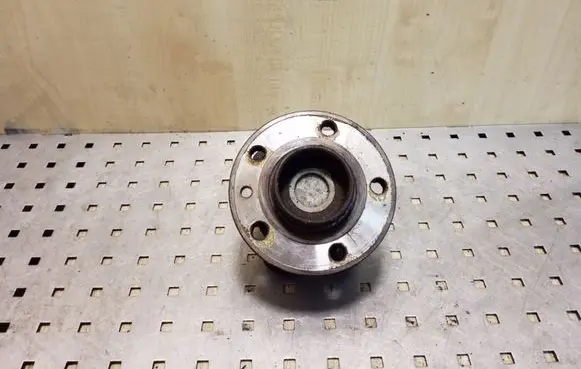 Volvo XC60 Rear wheel hub