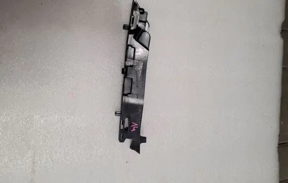 Skoda Scala Front bumper mounting bracket 657807184A
