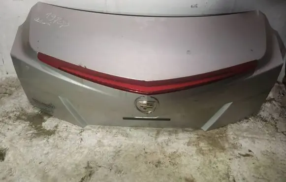 Cadillac ATS Tailgate/trunk/boot lid pilkas