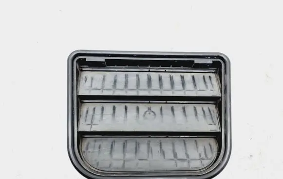 Volvo S60 Quarter panel pressure vent 31291230