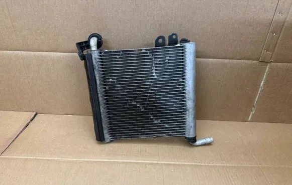 Jaguar F-Pace Coolant radiator HK838D049AB