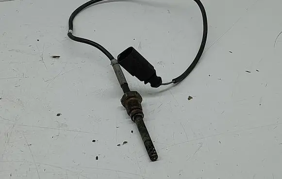 Audi A6 S6 C6 4F Exhaust gas temperature sensor 059906088AF