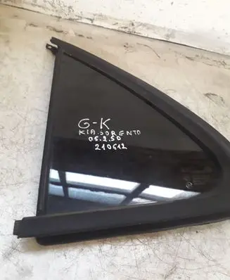 KIA Sorento Rear vent window glass DR835623E000LHTPE
