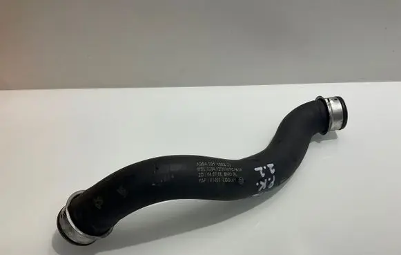 Mercedes-Benz E W212 Engine coolant pipe/hose A2045011582 2045011582