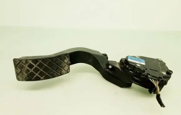 Audi A6 S6 C5 4B Accelerator throttle pedal 8D1723523M 6PV00837602