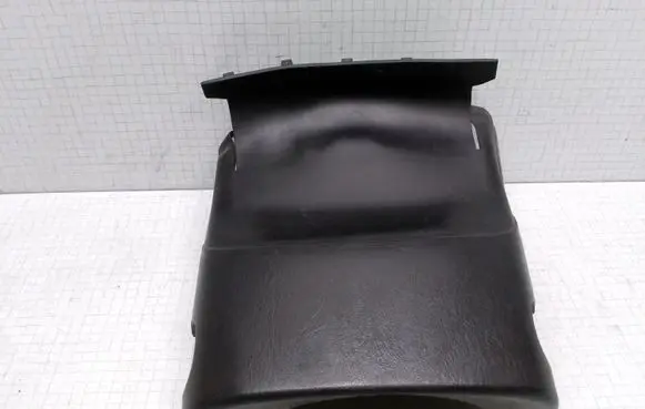 Steering wheel column trim