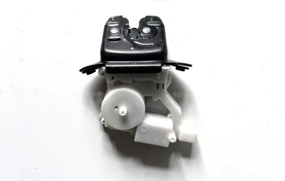 Nissan Leaf II (ZE1) Tailgate/trunk/boot lock/catch/latch 90502DF30A