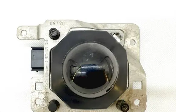 Audi e-tron Distronic sensor radar 4KE907561E 0203304682 4K0907561