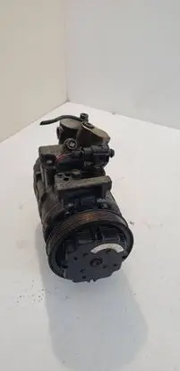Volkswagen PASSAT B5.5 Air conditioning (A/C) compressor (pump) 4B0260805