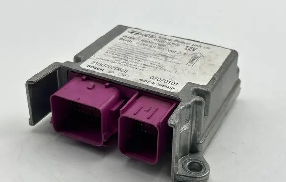 KIA Carens II Airbag control unit/module 959101D600 1D95910600