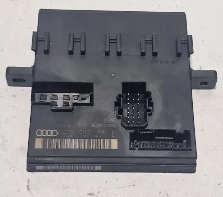 Volkswagen Sharan Comfort/convenience module 8E0907279E